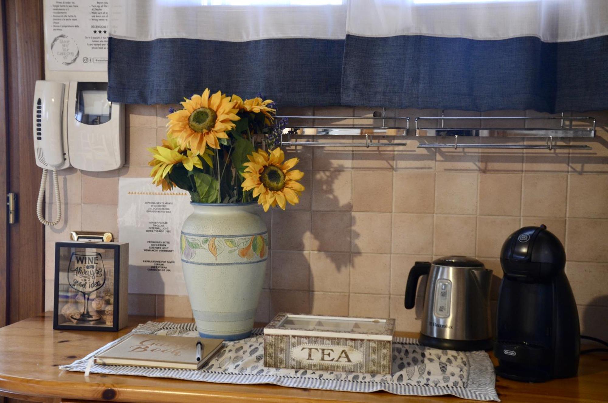 Villa A Casa Di Amici Vidor Esterno foto
